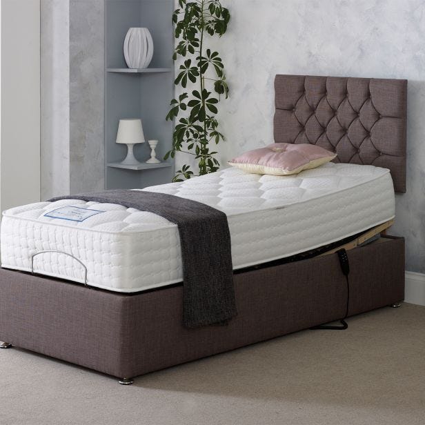 Casa Whitby Strutted Headboard, Small Double