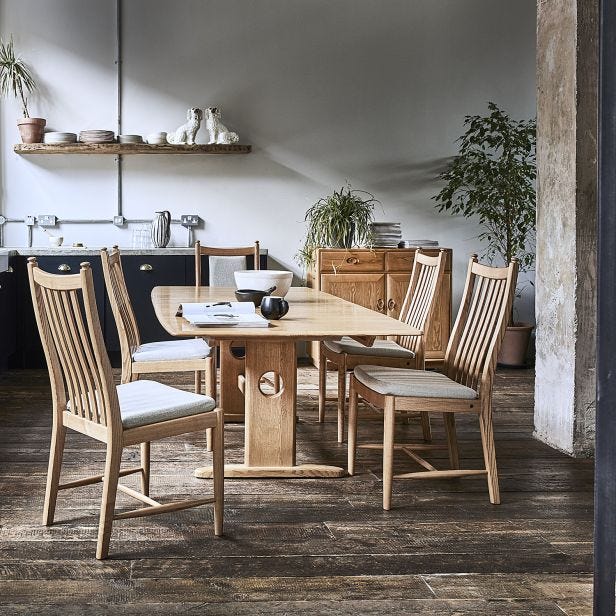 Ercol Windsor Medium Extending Dining Table
